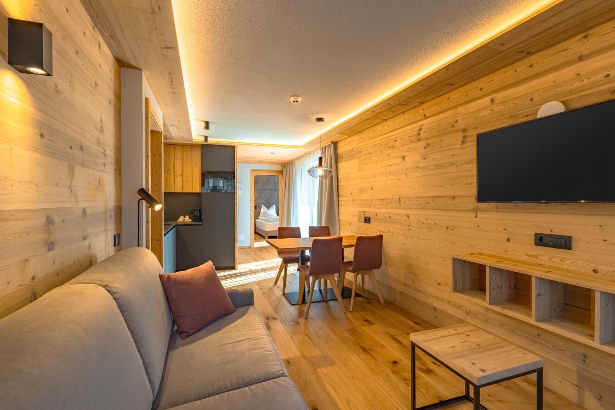 Garni Residence Alnoe - Adults Only San Vigilio Di Marebbe Zewnętrze zdjęcie